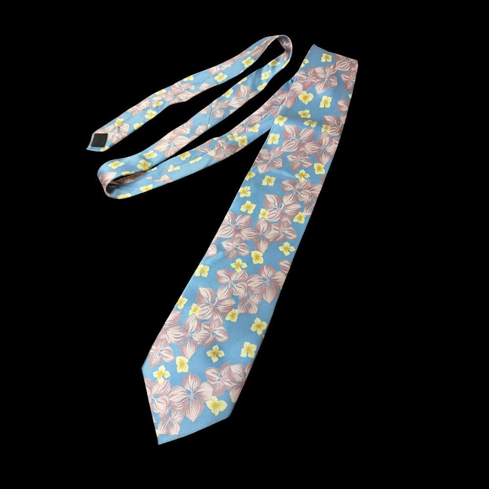 Vintage Valentino 100% Silk tie Paris Floral flower 58”